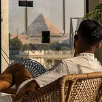 Pyramid\'S Luxurious Gem