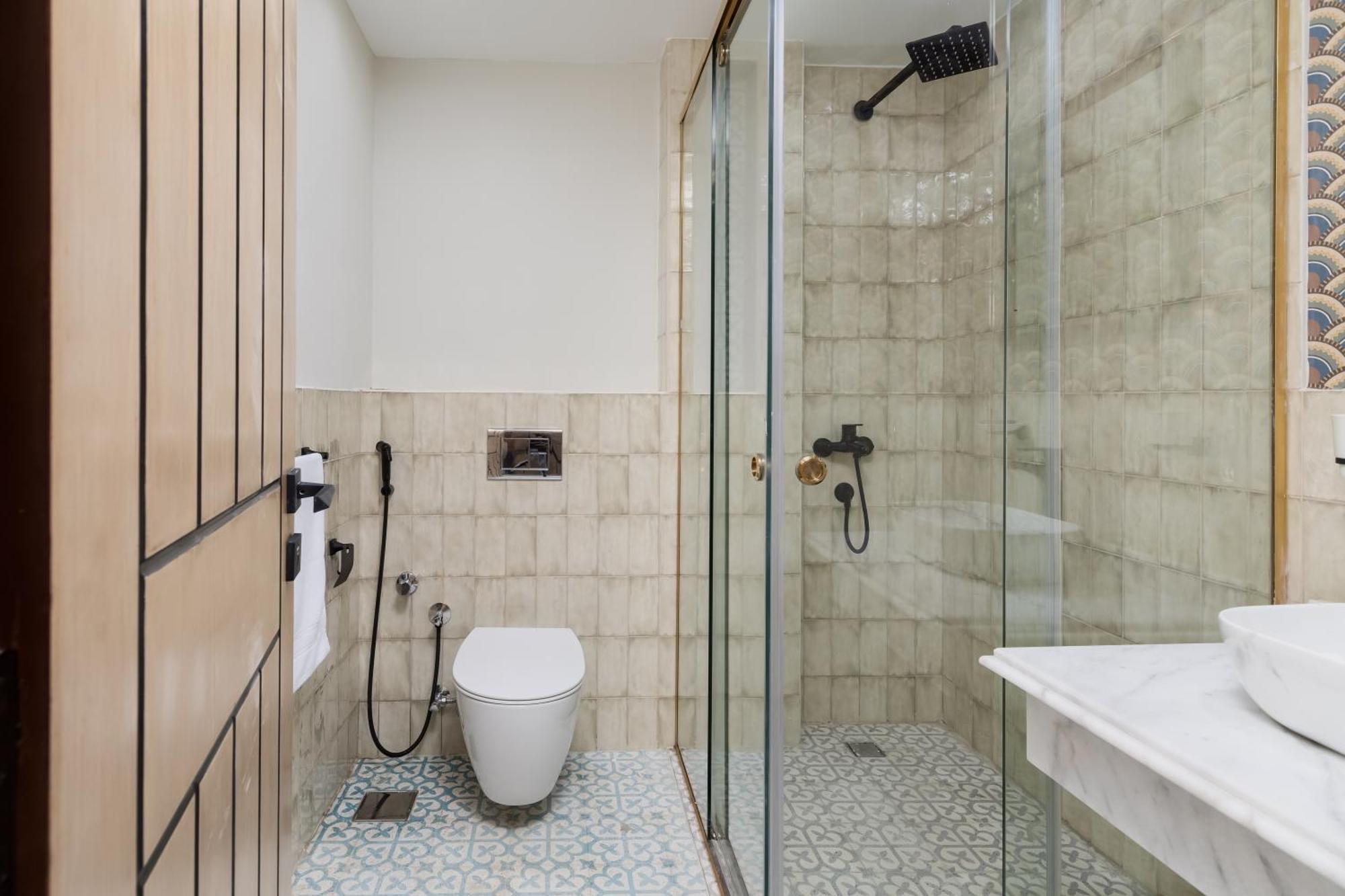 Pyramid's Luxurious Gem Apartment *